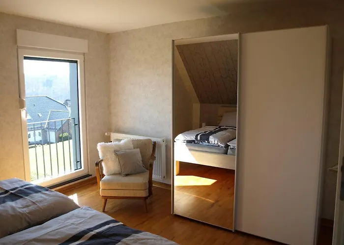 Mit Fernsicht, Eifel, Nuerburgring *